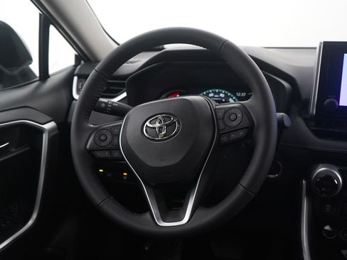 Used 2024 Toyota RAV4 XLE image 16