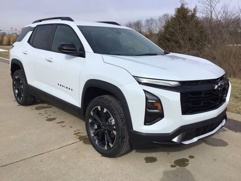 New 2026 Chevrolet Equinox RS image 1