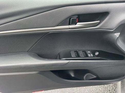 Used 2026 Toyota Camry SE FWD image 38