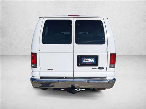 Used 2010 Ford E-350 and Econoline 350 XL image 7