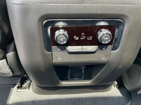 New 2025 Chevrolet Suburban Premier w/ Sun And Tow Package image 17