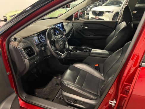 Used 2022 Nissan Rogue SL w/ SL Premium Package AWD/4WD image 10