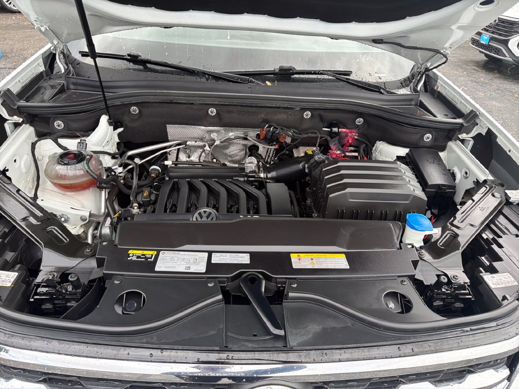 Used 2022 Volkswagen Atlas Cross Sport SE FWD image 24
