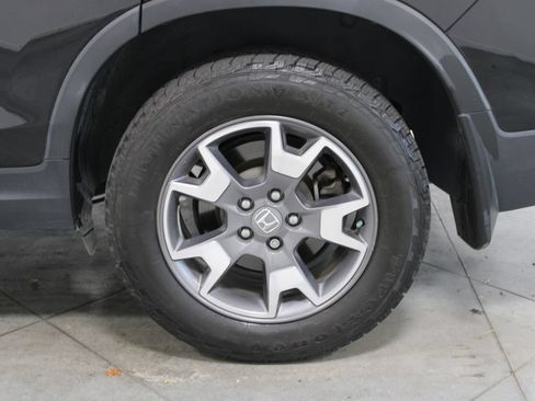 Used 2022 Honda Passport TrailSport image 18