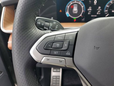 New 2026 Volkswagen Tiguan SEL R-Line image 27