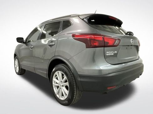 Used 2018 Nissan Rogue Sport SV w/ SV All-Weather Package image 2