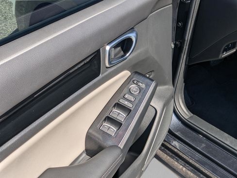 Used 2022 Honda Civic Touring image 24