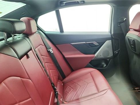 Used 2026 BMW 530i image 25