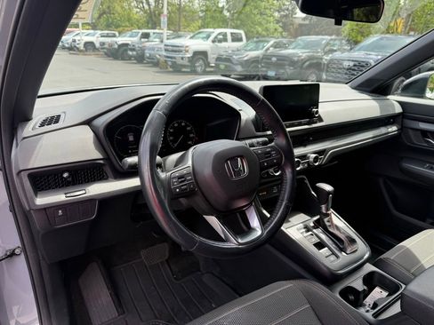 Used 2024 Honda CR-V Sport image 13