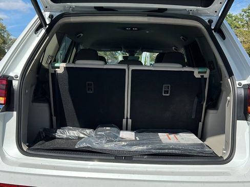 New 2026 Volkswagen Atlas SE image 14