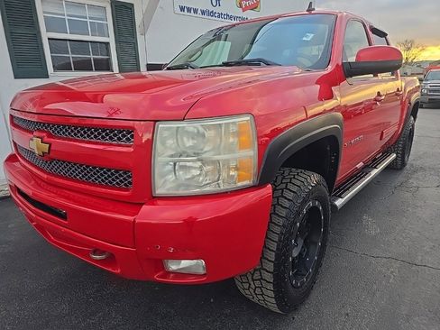 Used 2011 Chevrolet Silverado 1500 LTZ image 3