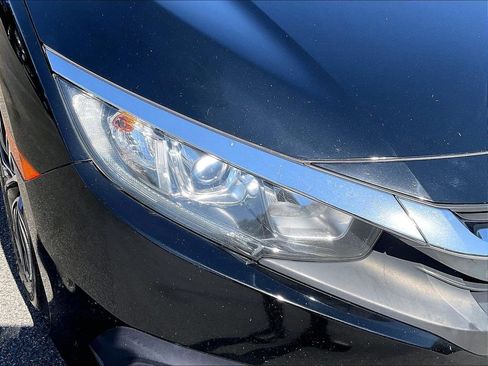 Used 2018 Honda Civic EX-T image 29