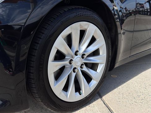 Used 2018 Tesla Model S 75D image 12