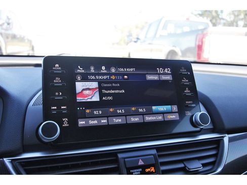 Used 2022 Honda Accord Sport image 24