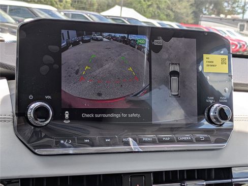 New 2025 Mitsubishi Outlander SEL image 24