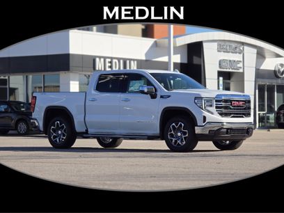 New 2026 GMC Sierra 1500 SLT w/ SLT Premium Package