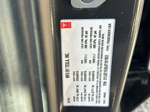 Used 2018 Tesla Model 3 image 26