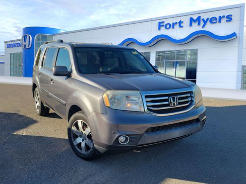 Used 2015 Honda Pilot Touring image 1