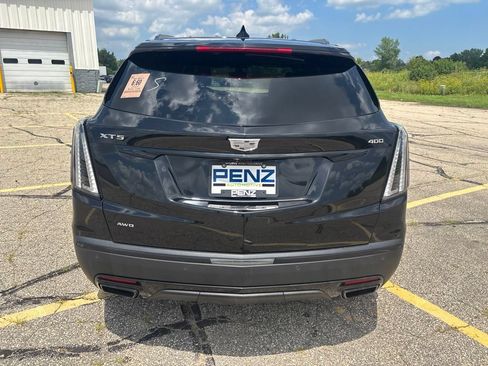 Used 2022 Cadillac XT5 Sportv w/ LPO, ONYX Package AWD/4WD image 7