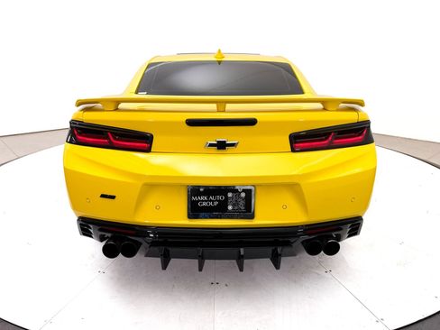 Used 2017 Chevrolet Camaro SS RWD image 18