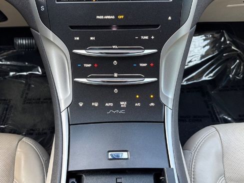 Used 2016 Lincoln MKZ Reserve w/ Equipment Group 300A Reserve AWD/4WD image 26