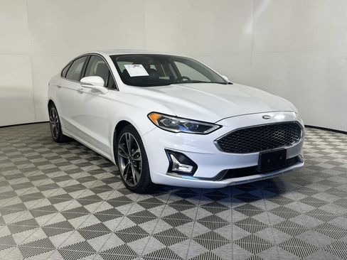 Used 2019 Ford Fusion Titanium image 1
