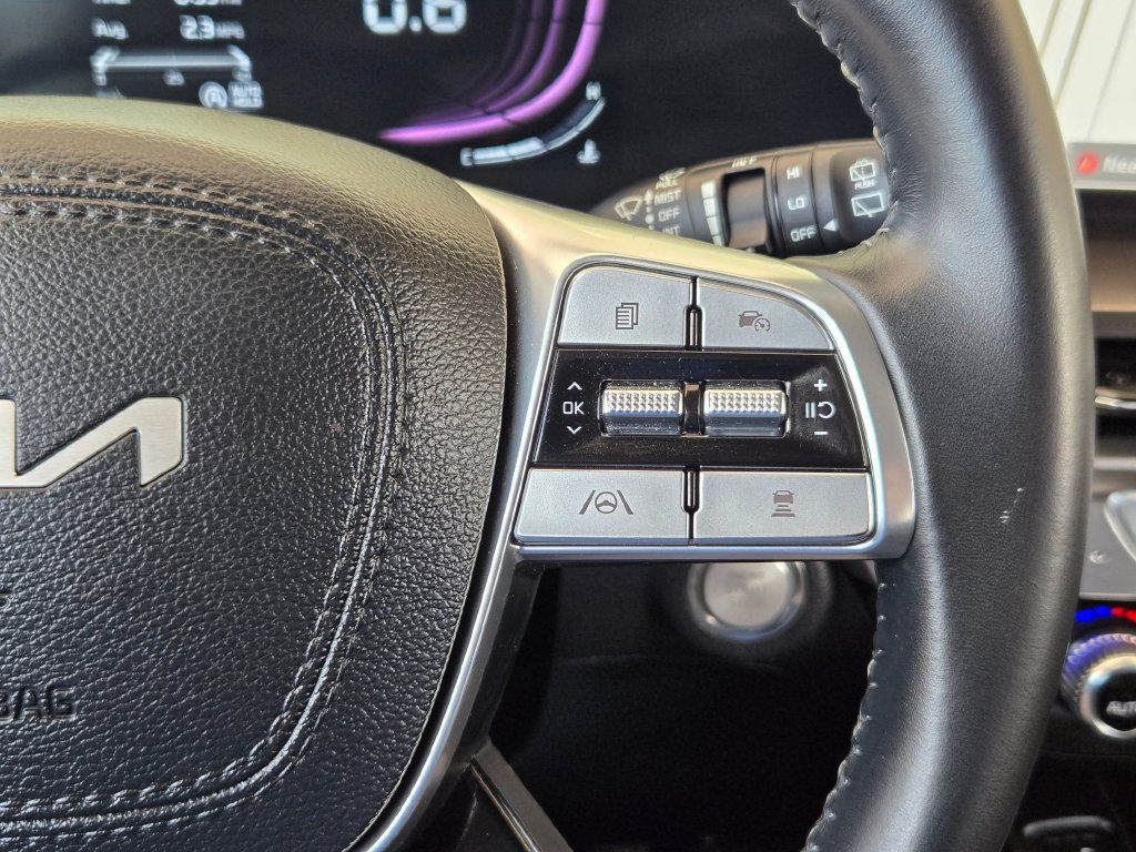 Used 2025 Kia Telluride S AWD/4WD image 23