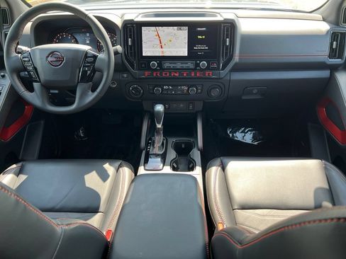 Used 2025 Nissan Frontier PRO-4X w/ Pro Premium Package AWD/4WD image 23