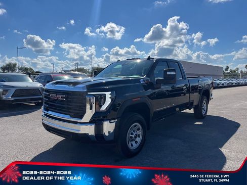 New 2025 GMC Sierra 2500 Pro AWD/4WD image 2