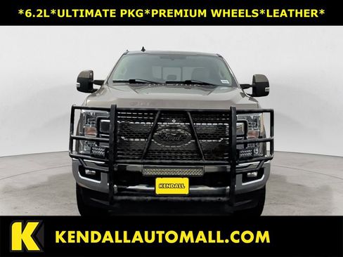 Used 2019 Ford F250 Lariat w/ Lariat Value Package image 8