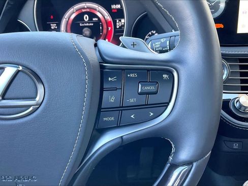 Used 2023 Lexus LS 500 image 24