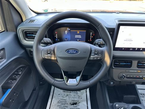 New 2025 Ford Maverick Lobo image 14