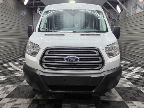 Used 2019 Ford Transit 250 148 Medium Roof w/ Exterior Upgrade Package RWD image 4