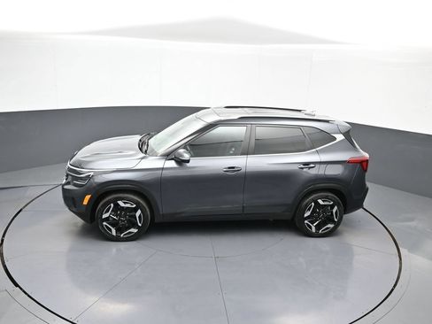 Certified 2025 Kia Seltos SX w/ SX Sunroof Package AWD/4WD image 42