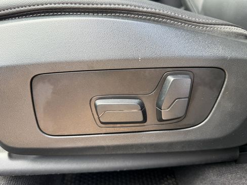 Used 2023 BMW X1 xDrive28i AWD/4WD image 12