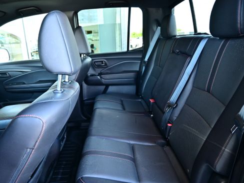Used 2025 Honda Ridgeline TrailSport image 13