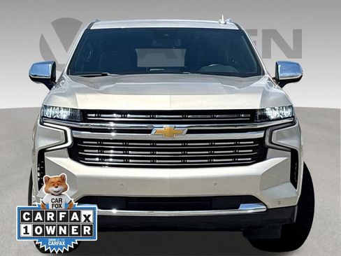 Used 2024 Chevrolet Tahoe Premier RWD image 2