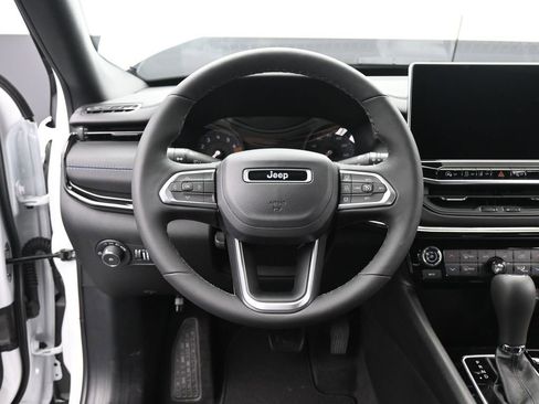 New 2026 Jeep Compass Limited image 27