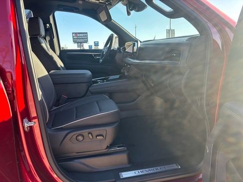 New 2026 Chevrolet Tahoe Premier w/ Sun And Tow Package AWD/4WD image 19