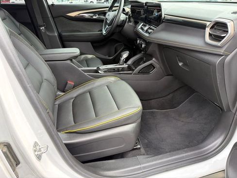 Used 2024 Chevrolet TrailBlazer ACTIV w/ Driver Confidence Package FWD image 13