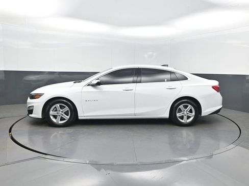 Used 2024 Chevrolet Malibu LS image 2