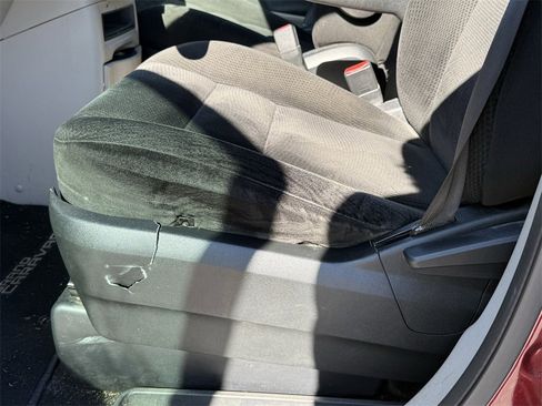 Used 2017 Dodge Grand Caravan SE image 13