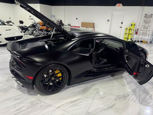 Used 2016 Lamborghini Huracan LP 580-2 image 14