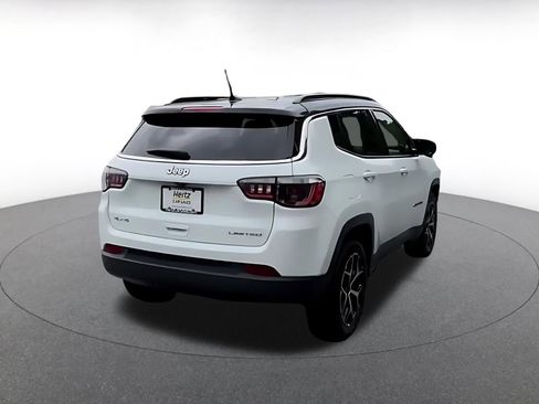 Used 2025 Jeep Compass Limited AWD/4WD image 15