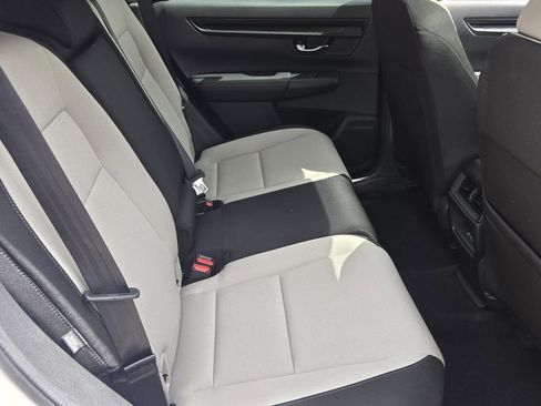 Used 2025 Honda CR-V EX image 16