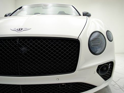 Used 2023 Bentley Continental GT S image 10