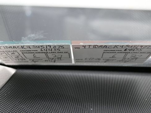 Used 2025 Toyota Camry LE FWD image 10