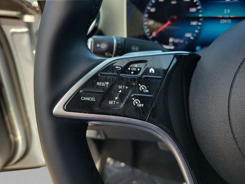 Certified 2022 Mercedes-Benz E 350 Sedan image 25