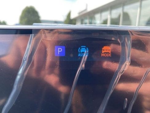 New 2026 Volkswagen Tiguan SE image 35