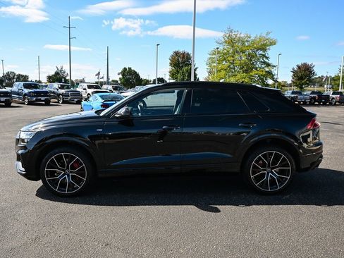 Used 2022 Audi Q8 Premium Plus image 8
